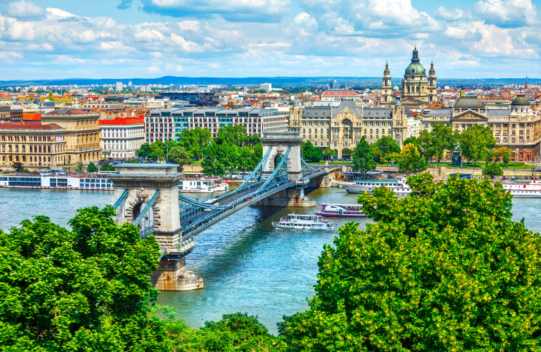 Chain,Bridge,On,Danube,River,In,Budapest,City.,Hungary.,Urban