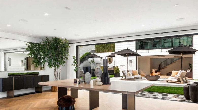 Rihanna splashes out a whopping $13.8 Million on a Beverly Hills, CA mansion