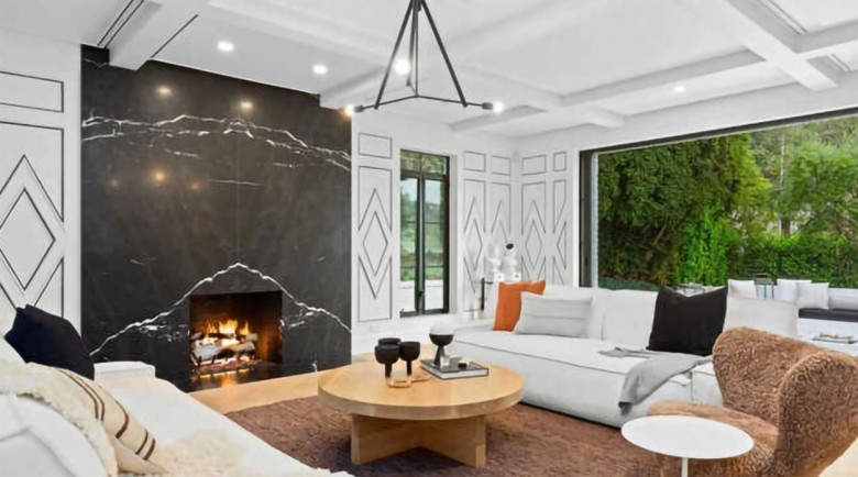 Rihanna splashes out a whopping $13.8 Million on a Beverly Hills, CA mansion