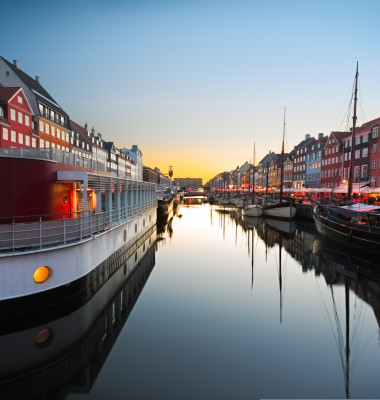 Ships,In,Nyhavn,At,Sunset,,Copenhagen,,Denmark