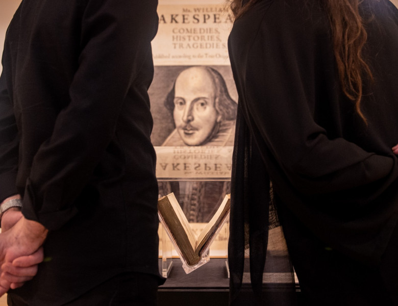 Şase exemplare din „First Folio”, de Shakespeare, prezentate împreună într-un eveniment rar, la Londra/ Profimedia