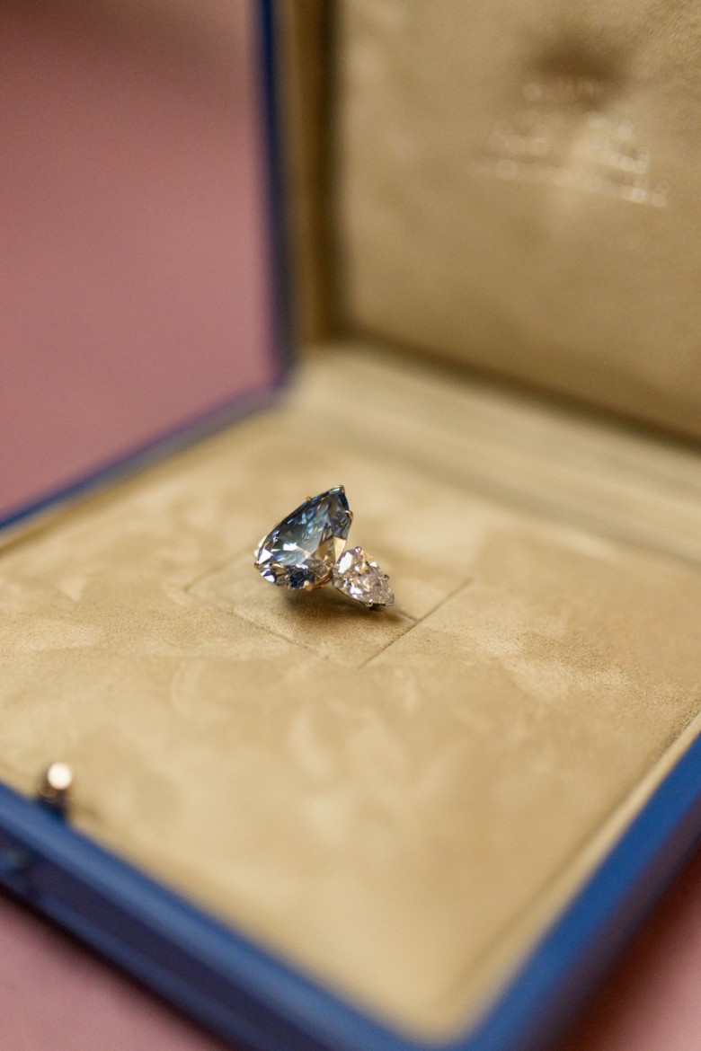 diamantul blue royal (2)