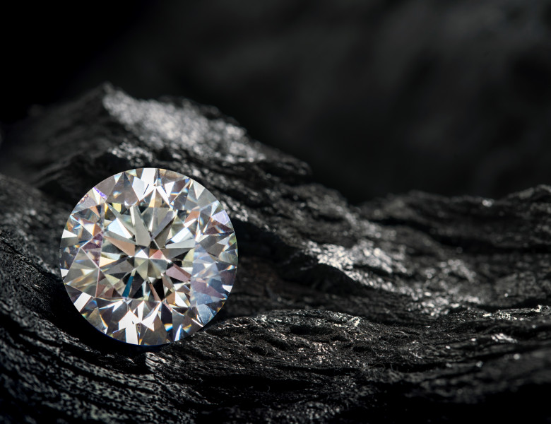 Diamant/ Shutterstock