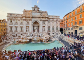 Rome,,Italy,-,April,11,,2024:,View,Of,The,Fontana