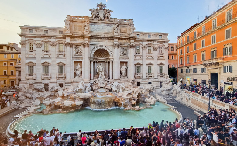 Rome,,Italy,-,April,11,,2024:,View,Of,The,Fontana
