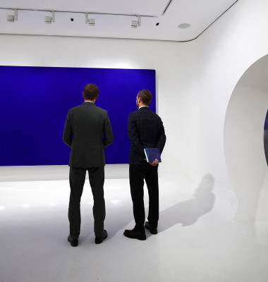 A large monochrome painting by Yves Klein to be auctioned in Paris