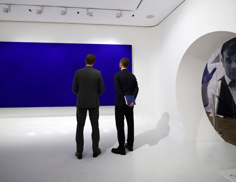 A large monochrome painting by Yves Klein to be auctioned in Paris