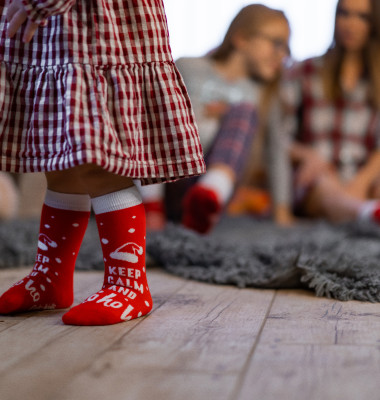 Moș Nicolae, sfântul care apără copiii, marinarii și săracii/ Freepik