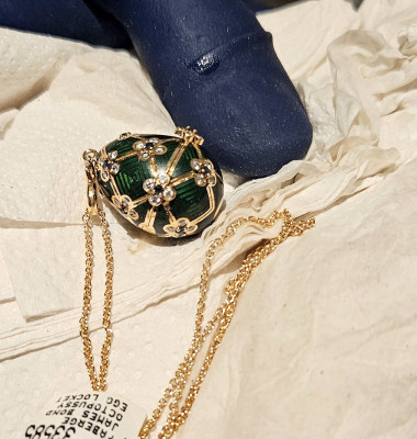 Un hoț a înghițit un ou Fabergé de 19.000 $