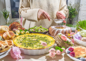 Greșelile pe care le faci la masa de Paște și care îți afectează digestia/ Profimedia