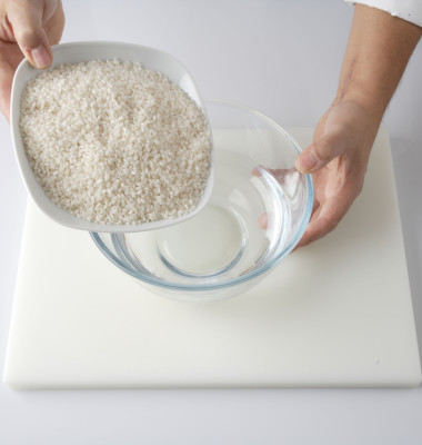 Cum se spală corect orezul/ Profimedia