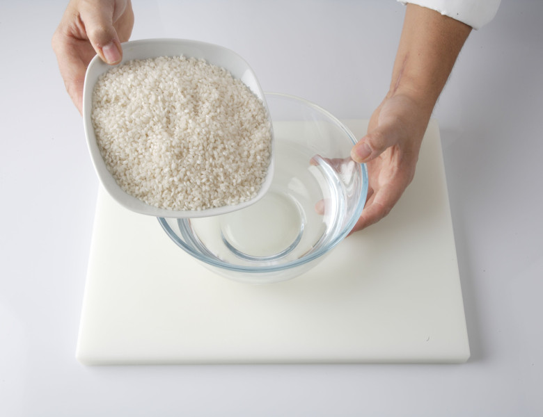 Cum se spală corect orezul/ Profimedia