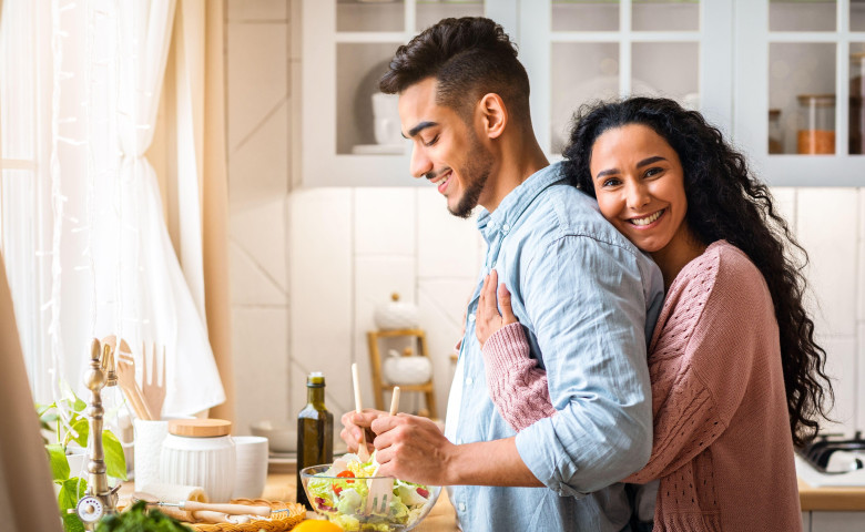 Gătitul, unul dintre cele mai frumoase limbaje ale iubirii/ Profimedia