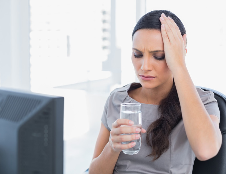 6 cauze neașteptate ale durerilor de cap/ Profimedia