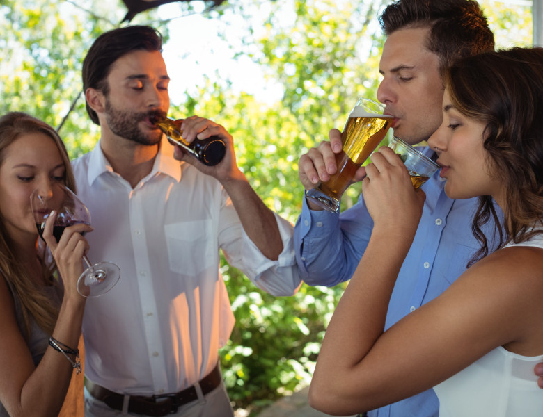 Ce se întâmplă în corp dacă renunți la alcool timp de o lună / Profimedia