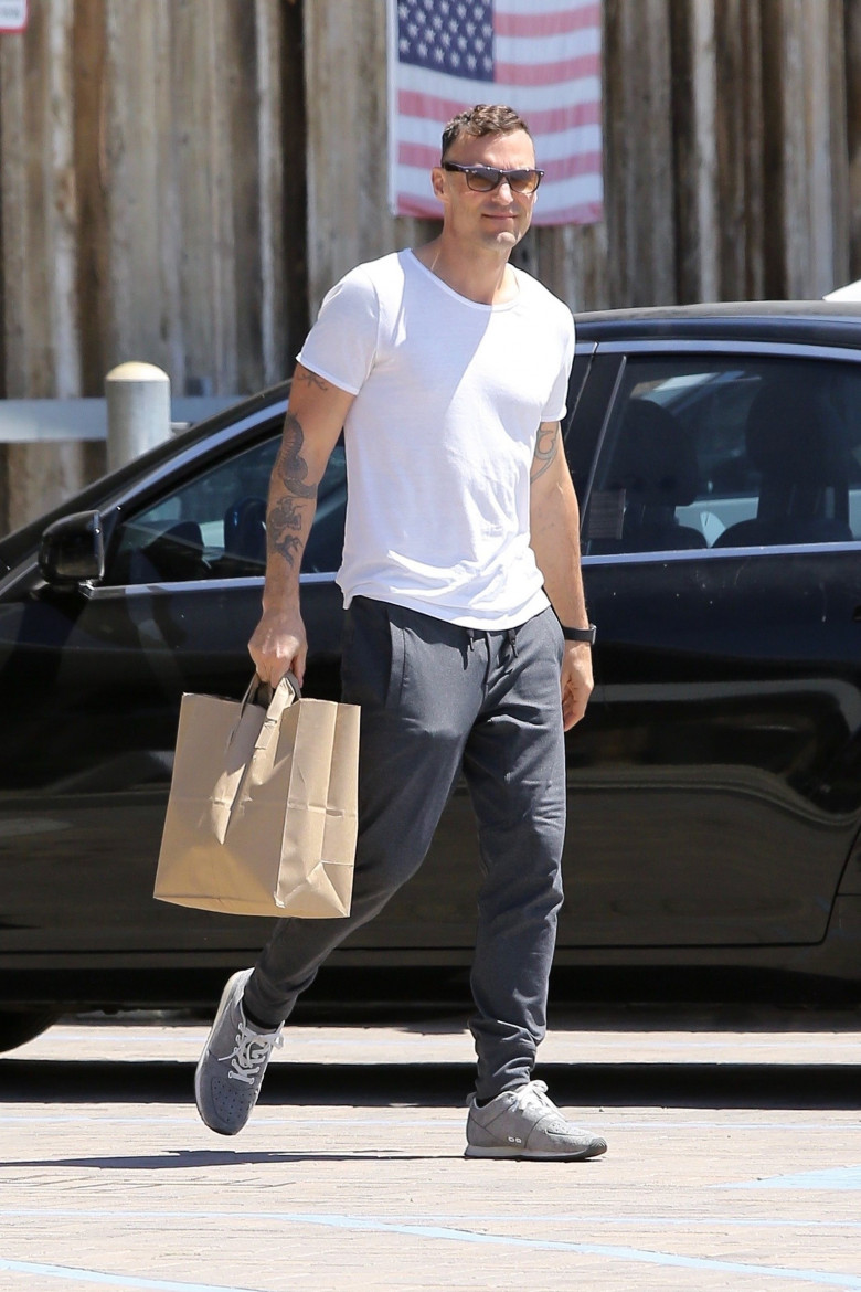 *EXCLUSIVE* Brian Austin Green gets some shopping done at Trancas Malibu