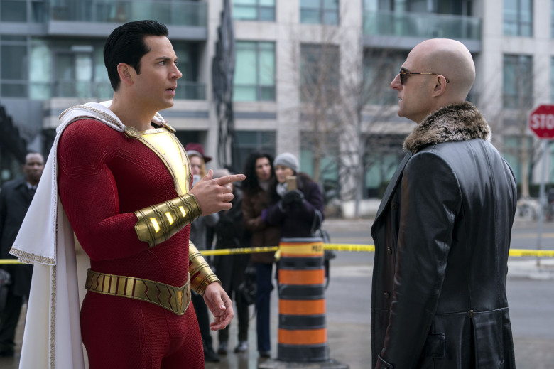Shazam! captura cu actorii Zacahry Levi si Mark Strong