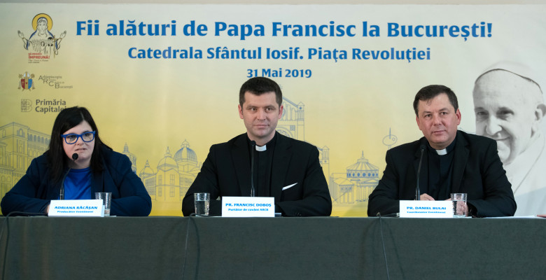 Conferinta de presa- Papa la Bucuresti 5