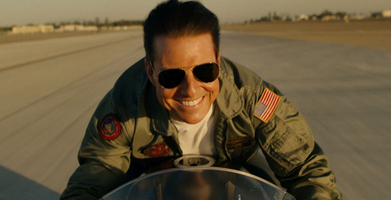 Tom Cruise flying back on screen for Top Gun sequel three decades after the original