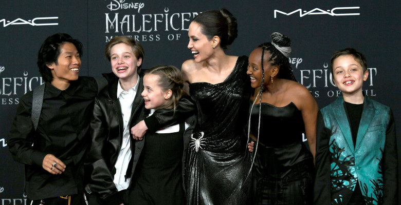 Angelina Jolie copii