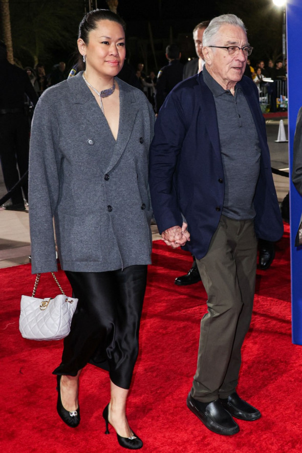 Robert De Niro, alături de partenera lui.jpg
