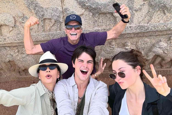Celebrity Selfies