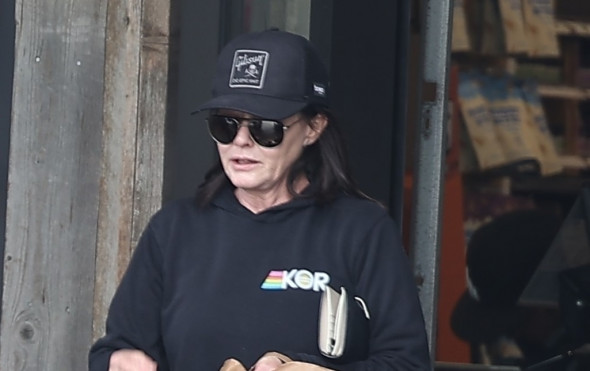 *EXCLUSIVE* Shannen Doherty and her mother enjoy a day at a vintage market in Malibu