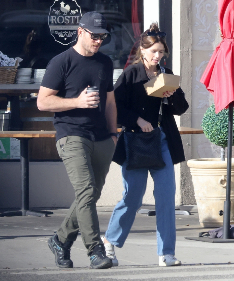 *EXCLUSIVE* Chris Pratt goes shopping with the Schwarzenegger sisters in Santa Monica