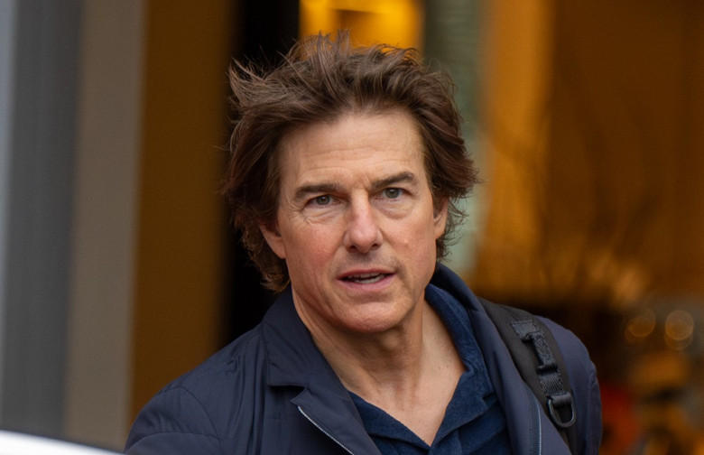 EXCLUSIVE: Tom Cruise Is Pictured Enjoying London As He Flies His Chopper Into London - 16 Feb 2024