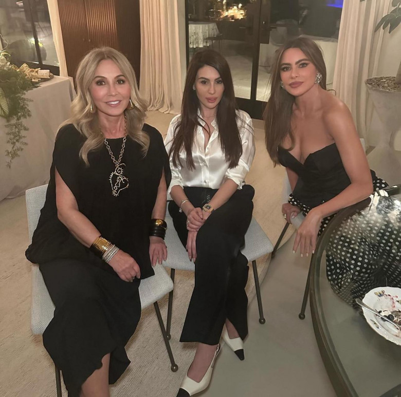 Sofia Vergara și Anastasia Soare/ Foto: Instagram