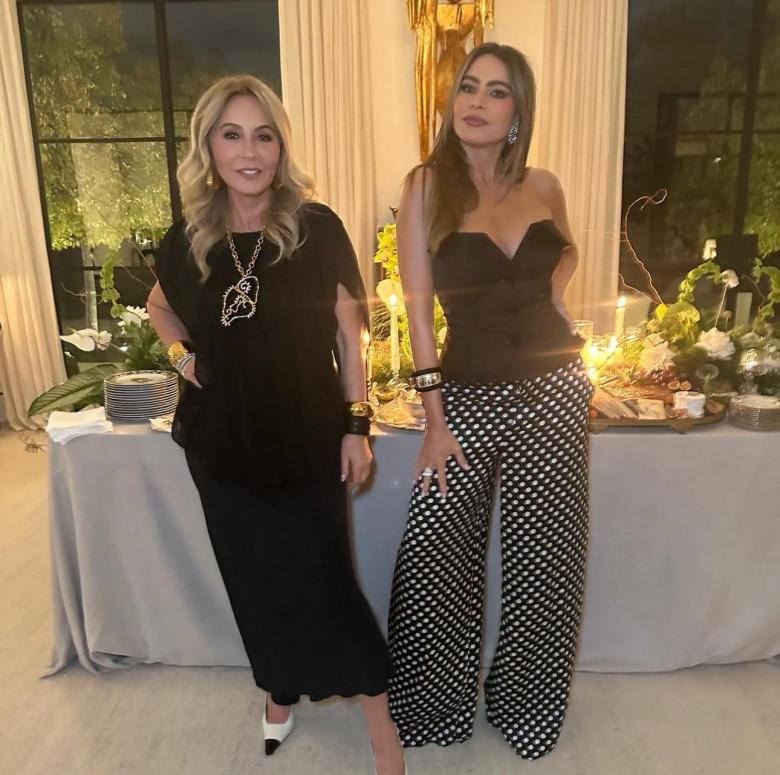 Sofia Vergara și Anastasia Soare/ Foto: Instagram