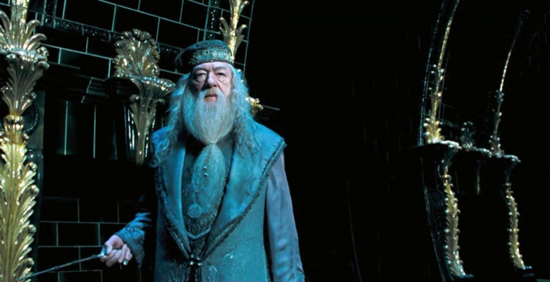 Michael Gambon in rolul lui Dumbledore