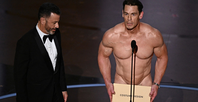 John Cena apare complet dezbrăcat pe scena de la Premiile Oscar 2024/ Profimedia