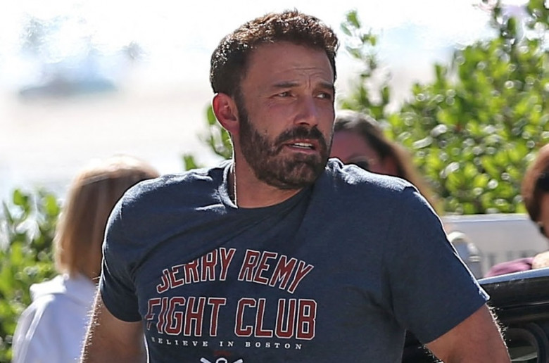 Ben Affleck tips a the valet $100 at Shutters in Santa Monica after lunch with Seraphina and Emma