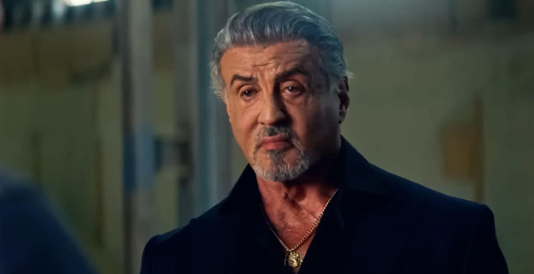 USA. Sylvester Stallone in a scene from the (C)Paramount+ series : Tulsa King (2022) . Plot: Follows an Italian mobster faced with the startling task of reestablishing his Italian mafia family in Tulsa, Oklahoma. Ref:  LMK110-J8500-311022Supplied by LM