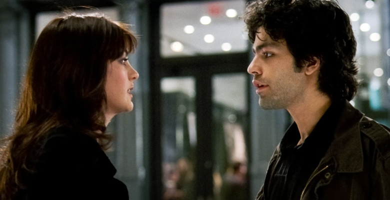 Adrian Grenier și Anne Hathaway