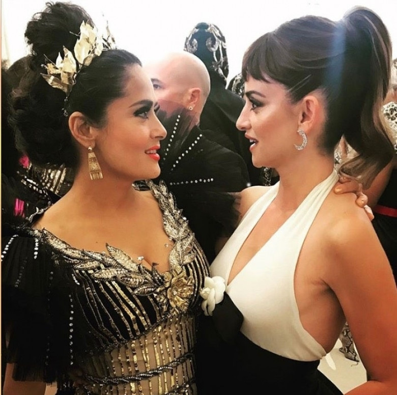 Salma Hayek și Penelope Cruz/ Profimedia