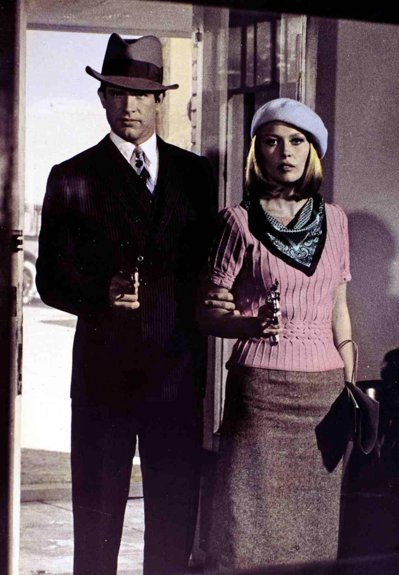 Faye Dunaway, Warren Beatty, în "Bonnie și Clyde"