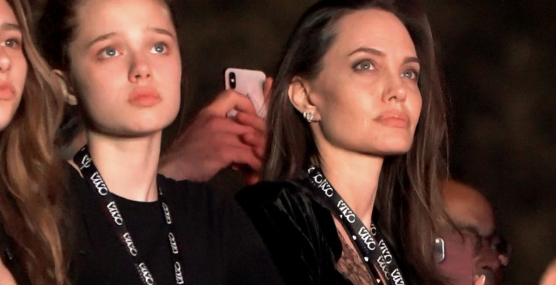Shiloh și Angelina Jolie