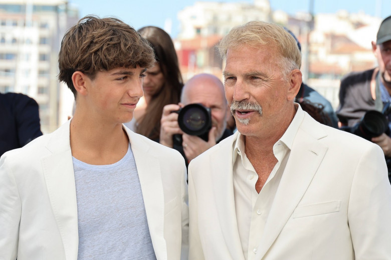 CANNES : "Horizon: An American Saga" Photocall - The 77th Annual Cannes Film Festival.