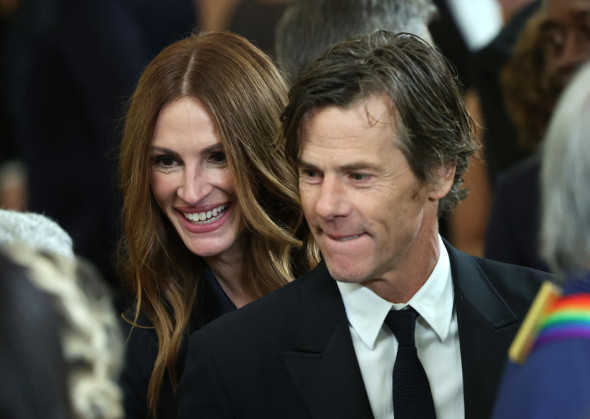 Julia Roberts și Danny Moder.jpg