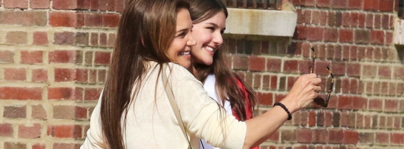 *PREMIUM-EXCLUSIVE* High School Grad! Katie Holmes and daughter Suri are full of joy celebrating her graduation in NYC