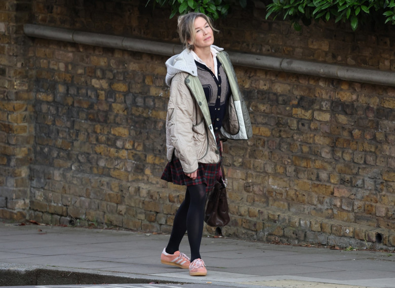 EXCLUSIVE: Premium Exclusive:  First Pictures of Leila Farzad filming with Renee Zellweger for Bridget Jones Diary.- 18 May 2024