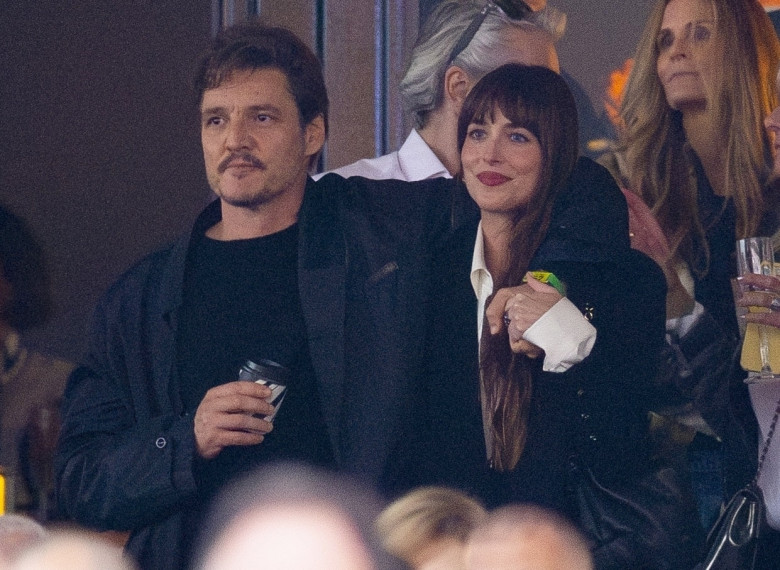 *PREMIUM-EXCLUSIVE* MUST CALL FOR PRICING BEFORE USAGE  - Dakota Johnson and her 'Materialists' co-star Pedro Pascal get real close dancing and laughing at the Stevie Nicks American Express Presents BST Hyde Park concert.*PICTURES TAKEN ON 12/07/2024*