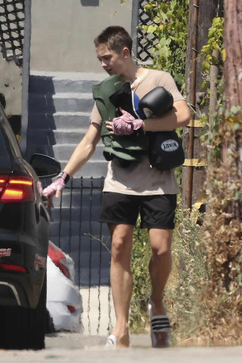 *EXCLUSIVE* Fight Club! Knox Leon Jolie-Pitt arrives with boxing gloves to gym in Los Angeles