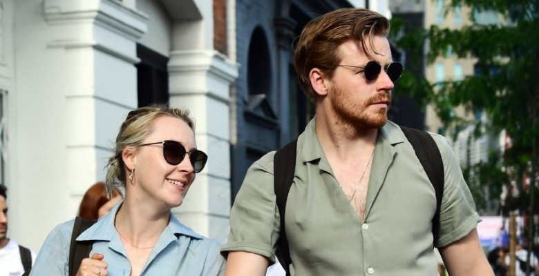 *EXCLUSIVE* American/Irish actress Saoirse Ronan and her actor boyfriend Jack Lowden are seen riding bikes in East London