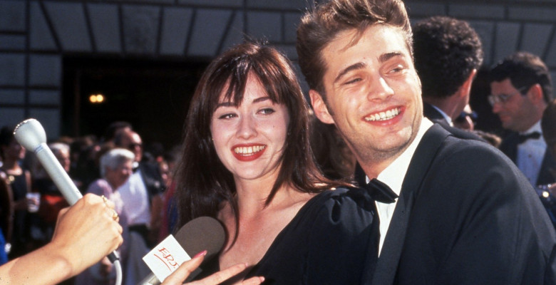 **FILE PHOTO** Shannen Doherty Has Passed Away. Shannen Doherty and Jason Priestley at the 43rd Annual Primetime Emmy Awards, Pasadena Civic Auditorium, Pasadena August 25, 1991 Credit: Ralph Dominguez/MediaPunch