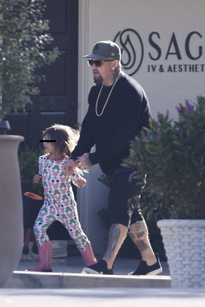 *EXCLUSIVE* Cameron Diaz and Benji Madden enjoy a family outing in Montecito, Santa Barbara