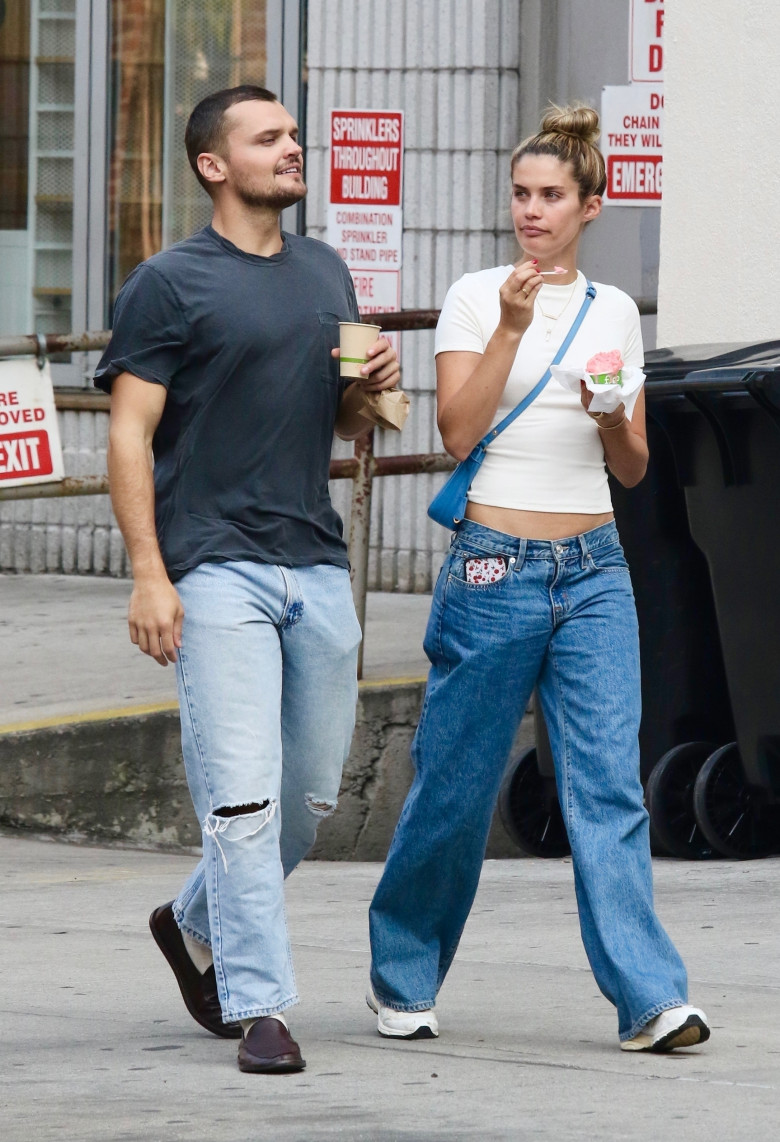 *EXCLUSIVE* Jack Nicholson’s look-alike son Ray and model girlfriend Sara Sampaio hold hands as they enjoy an ice-cream date in NYC