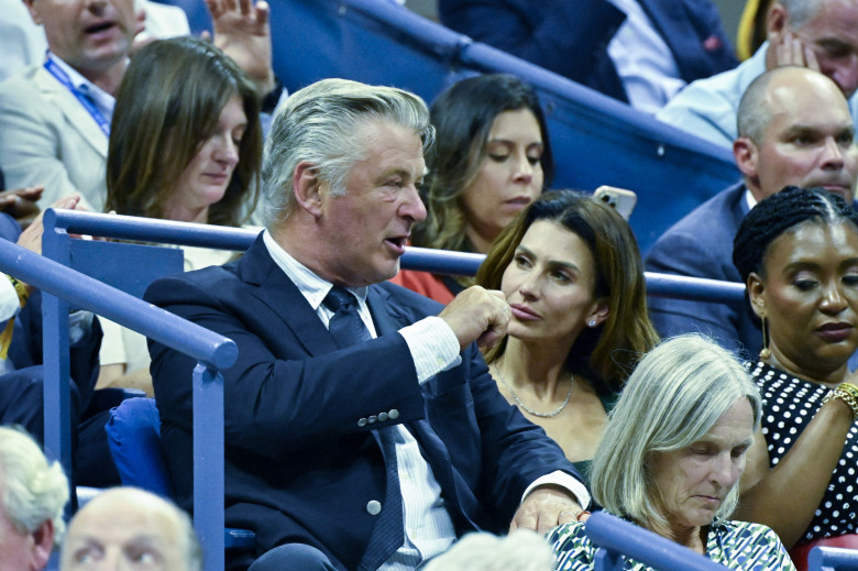 Alec Baldwin și soția sa, tensionați la un meci de tenis/ Profimedia